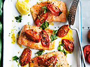 Gebratener Lachs mit getrockneten Tomaten