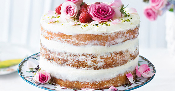 Naked Cake mit Zitronencreme