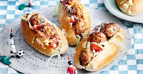 Meatball-Hoagies mit Chili-Tomaten-Sauce