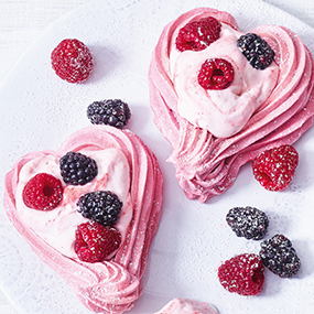 Beeren-Baiserherzen