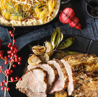Schweinskarree und Erdäpfelgratin mit Marillen-Sellerie-Kruste