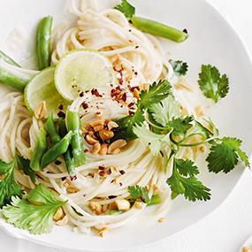 Spaghetti mit Fisolen & Limetten-Kokos-Sauce<br />    