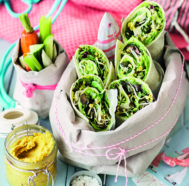 Wraps mit Avocadocreme, Feta und Sprossen